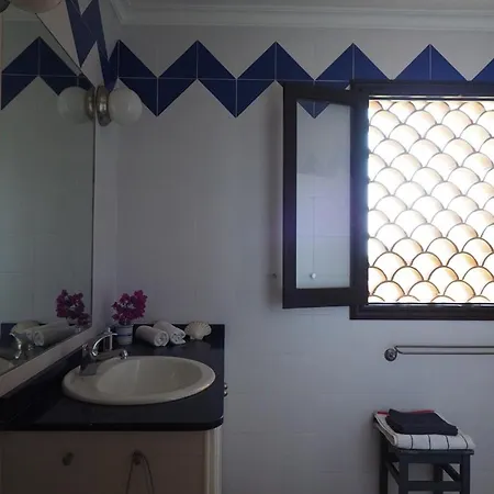 Meervilla Mallorca - Charmantes Ferienhaus Mit Phantastischem Meerblick In Canyamel * Canyamel (Mallorca)